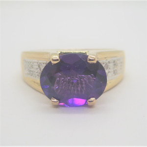 14k Yellow Gold Suspended Oval Amethyst with Diamond Accents Fashion Ring Size 8