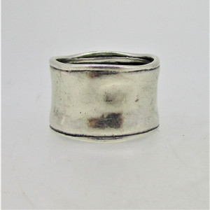 Silpada Sterling Silver Hammered Cigar Band Ring