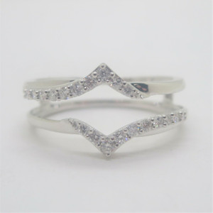 10k White Gold .20ct TW Diamond Pave Ring Wrap Enhancer Band Size 7 10k White Gold .20ct TW Diamond Pave Ring Wrap Enhancer Band Size 7