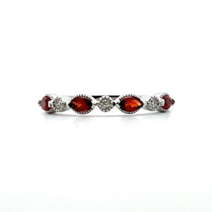10K White Gold Garnet with Diamond Accent January Birthstone Stackable Ring Size 7 10K White Gold Garnet with Diamond Accent January Birthstone Stackable Ring Size 7