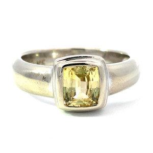 14K Gold Yellow Sapphire Ring Size 11.25 14K Gold Yellow Sapphire Ring Size 11.25