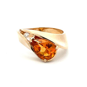 14K Yellow Gold Teardrop Citrine and Diamond Ring Size 6.5 14K Yellow Gold Teardrop Citrine and Diamond Ring Size 6.5