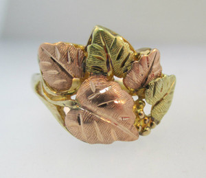 10k Black Hills Gold with Large Leaves Ring Size 10 ¾ 10k Black Hills Gold with Large Leaves Ring Size 10 ¾