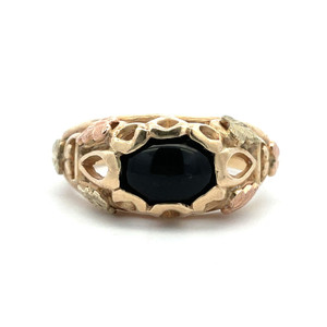 10k Yellow Gold Colored Leaf Ring Black Center Stone Size 5.5 10k Yellow Gold Colored Leaf Ring Black Center Stone Size 5.5