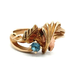 Black Hills Gold CCO 10k Yellow Gold Blue Topaz Solitaire & Leaf Ring size 7 Black Hills Gold CCO 10k Yellow Gold Blue Topaz Solitaire & Leaf Ring size 7