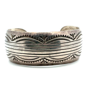 Sterling Silver Navajo Cuff Bracelet with Scallops and Lines Sterling Silver Navajo Cuff Bracelet with Scallops and Lines