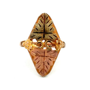 10k Black Hills Gold Leaves and Grapes Rhombus Ring Size 6 10k Black Hills Gold Leaves and Grapes Rhombus Ring Size 6