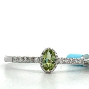 14K White Gold Oval Cut .15ct Peridot and AP .09 ct Diamond Accents Size 7.25 14K White Gold Oval Cut .15ct Peridot and AP .09 ct Diamond Accents Size 7.25