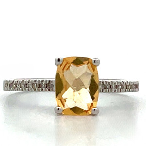 10K White Gold Approx. 0.08 Diamond Accents Rectangular Citrine Ring Size 7.75 10K White Gold Approx. 0.08 Diamond Accents Rectangular Citrine Ring Size 7.75
