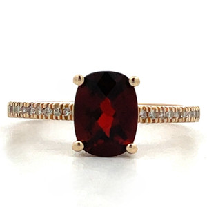 10K Gold Approx. .08 Diamond Accented Rectangle Garnet Ring Size 6.75 10K Gold Approx. .08 Diamond Accented Rectangle Garnet Ring Size 6.75