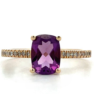 10K Gold Approx. .08 TDW Diamond Accented Rectangle Amethyst Ring Size 6.75 10K Gold Approx. .08 TDW Diamond Accented Rectangle Amethyst Ring Size 6.75
