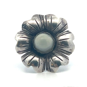 Sterling Silver Pearl Flower Ring Size 7