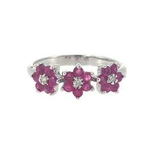 10K White Gold .90tw 3-Ruby Flowers with .04tw Diamond Centers Ring Size 7.25