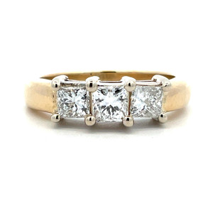 14K Yellow Gold Three Stone AP 0.88cttw Princess Cut Diamond Engagement Ring Size 7