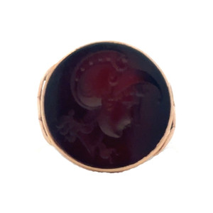 14K Rose Gold Red Carnelian Circle Intaglio of a Roman Solider or Warrior Signet Ring Size 4.5