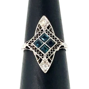 14K White 4-Sapphire Squares with Bilateral Horizontal Diamonds in a Fillagree Square and Oval Setting Ring Size 4.25