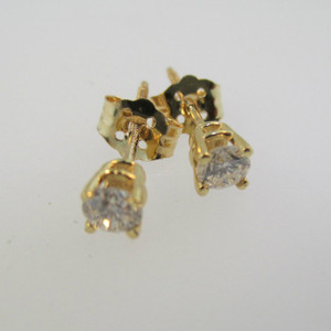 14k Yellow Gold Approx .30ct Round Brilliant Cut Diamond Stud Earrings