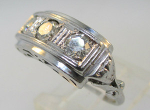 Vintage 1920’s Platinum Ring with 3 Approx. .15ct Round Diamonds. Size 6 ½ * 