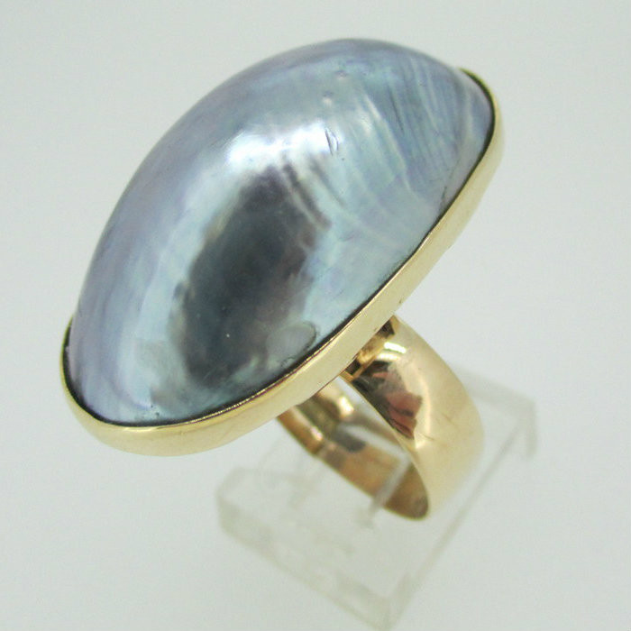 14k Yellow Gold Shell Ring Size 8