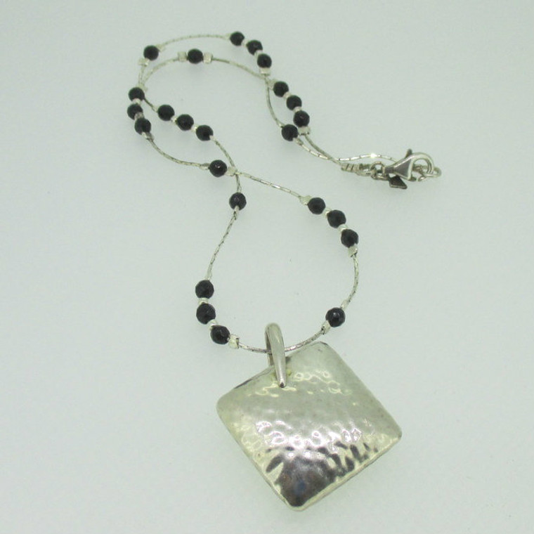 Sterling Silver Silpada Black Bead Hammered Pendant Necklace