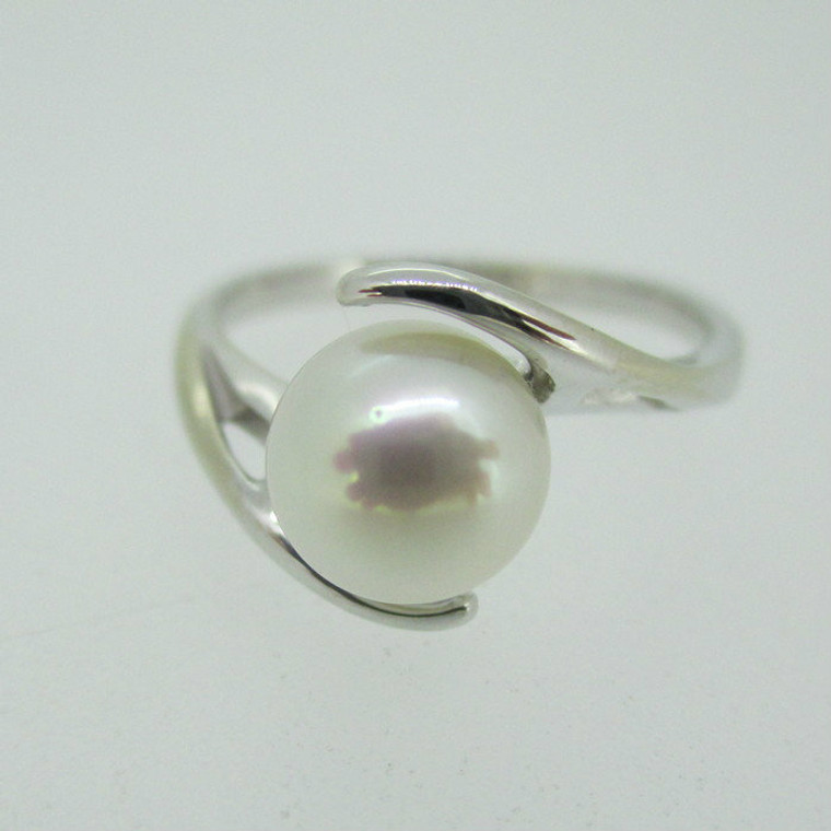 14k White Gold Pearl Ring Size 6