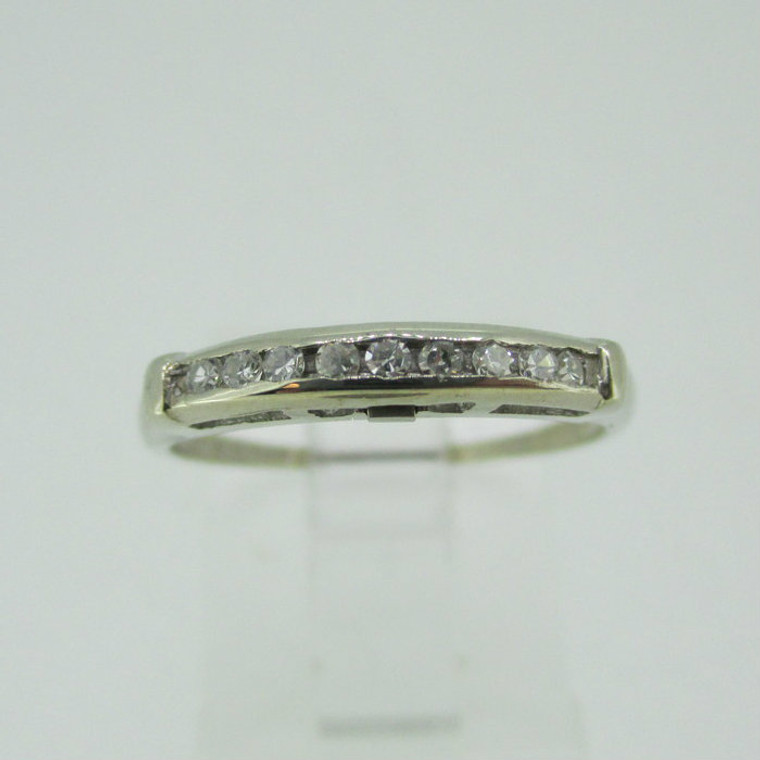 Vintage 14k White Gold Diamond Band Size 6 1/4