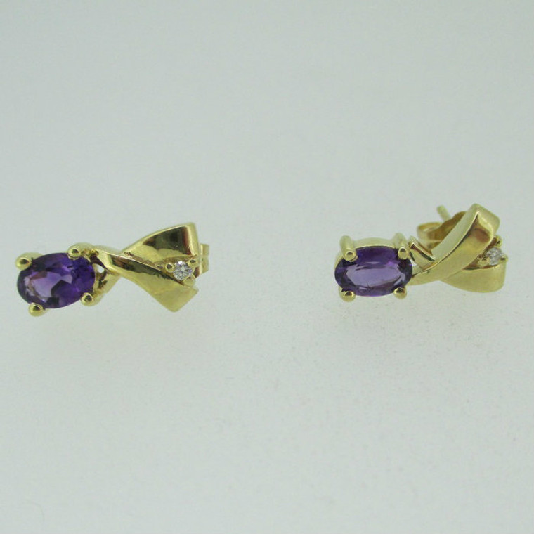 14k Yellow Gold Oval Cut Amethyst Diamond Accent Stud Earrings 