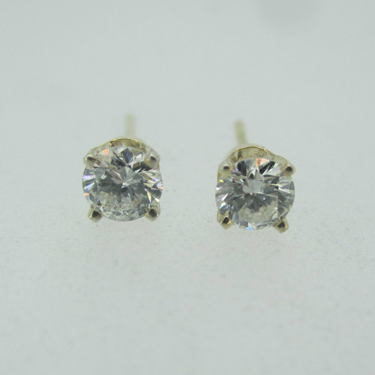 14k Yellow Gold Approx .50ct TW Round Brilliant Cut Diamond Stud Earrings 