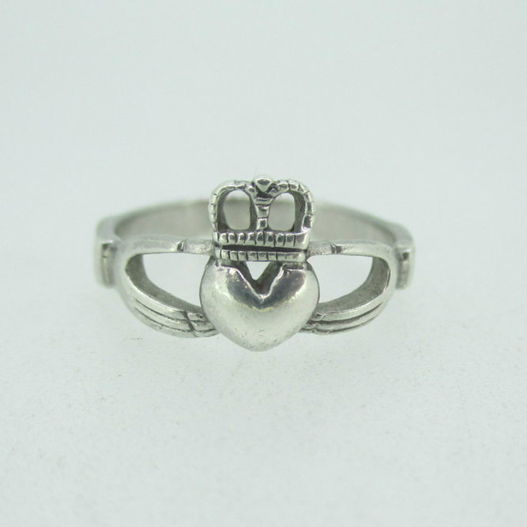 Sterling Silver Claddagh Ring Size 6 3/4