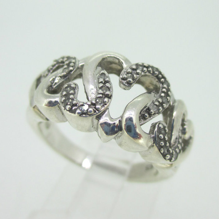 Sterling Silver Interlocking Diamond Hearts Ring Size 7