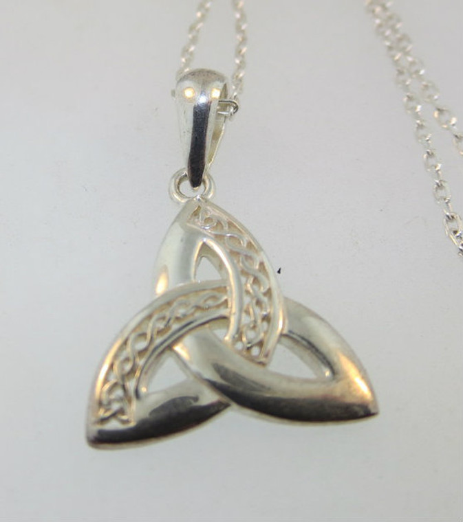 Sterling Sliver Solvar Celtic Weave & Trinity Knot Pendant On Linior Italy Chain
