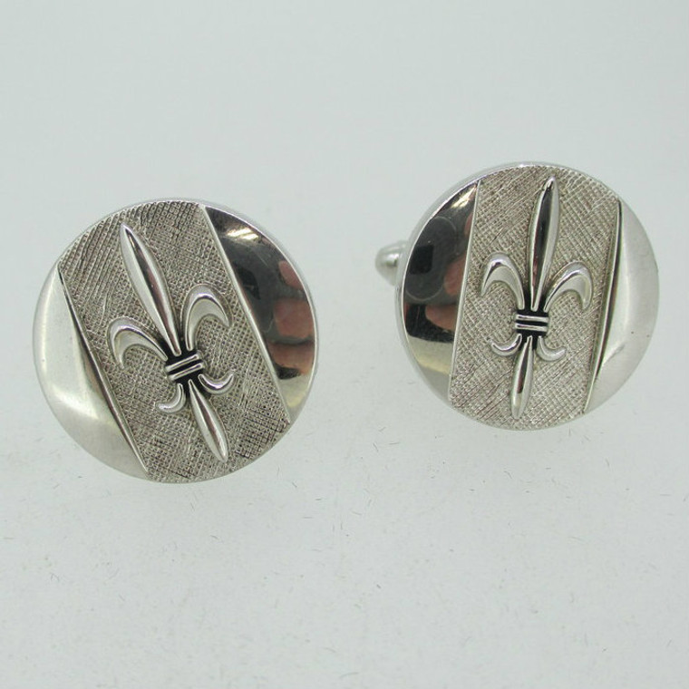 Vintage Silver Tone Shields Fleur Di Lis Circle Cufflinks