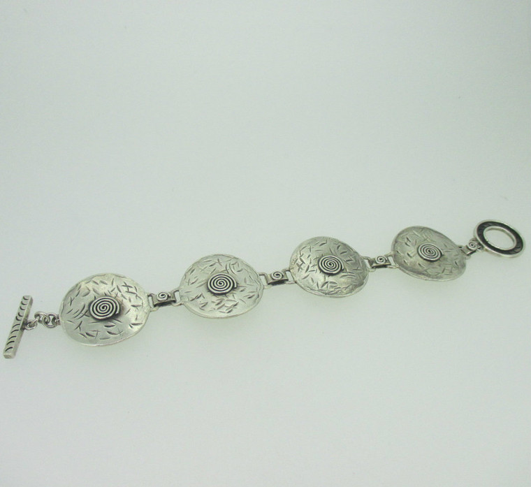 Sterling Silver Toggle Large Swirl Bracelet 7.5"