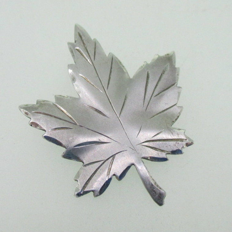 Sterling Silver Maple Leaf Ladye Fayre Pin Brooch