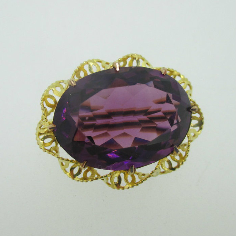 10K Yellow Gold Purple Amethyst Oval Pin Brooch