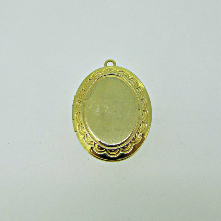 Gold Filled Oval Polished Photo Locket