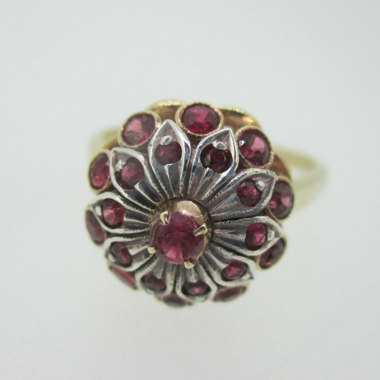 10K Yellow Gold Ruby Flower Petal Ring Size 9