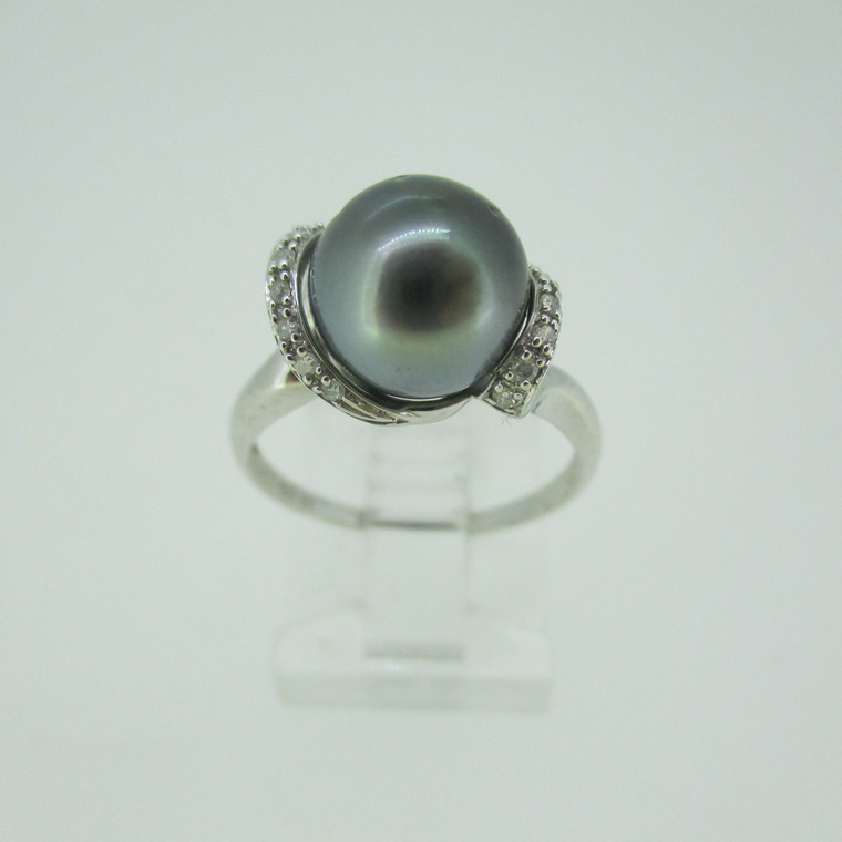 14k White Gold 9.3 mm Black Pearl Ring with Diamond Accents Size 7