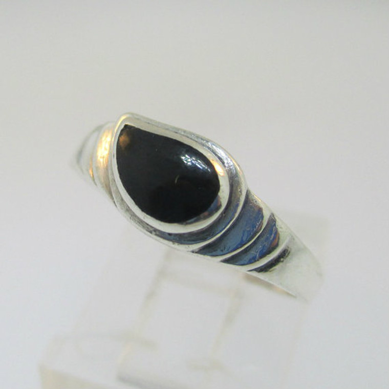 Sterling Silver NF Black Onyx Teardrop Ring Size 6