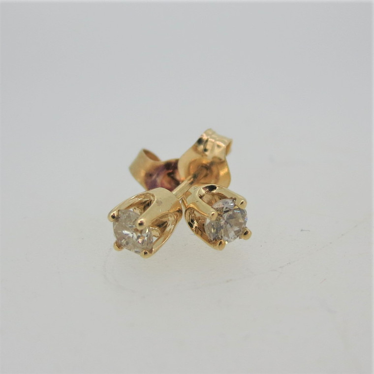 14k Yellow Gold Diamond Stud Earrings Approx. 0.18ct TW