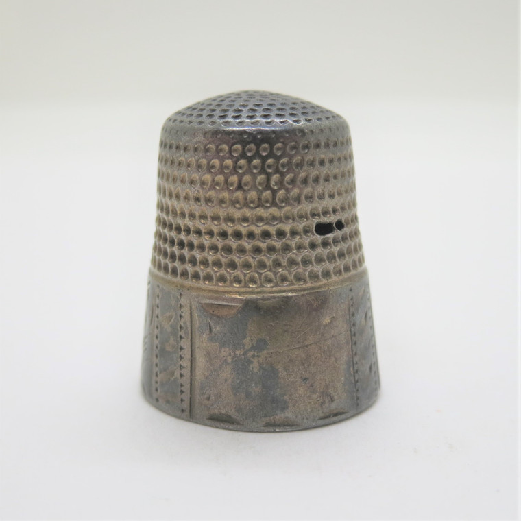 Antique Sterling Silver Simons Brothers Patterned Bottom Thimble Size 10 No Mono