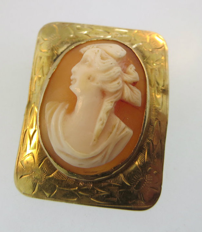 Vintage 10k Yellow Gold Conch Shell Square Cameo Brooch