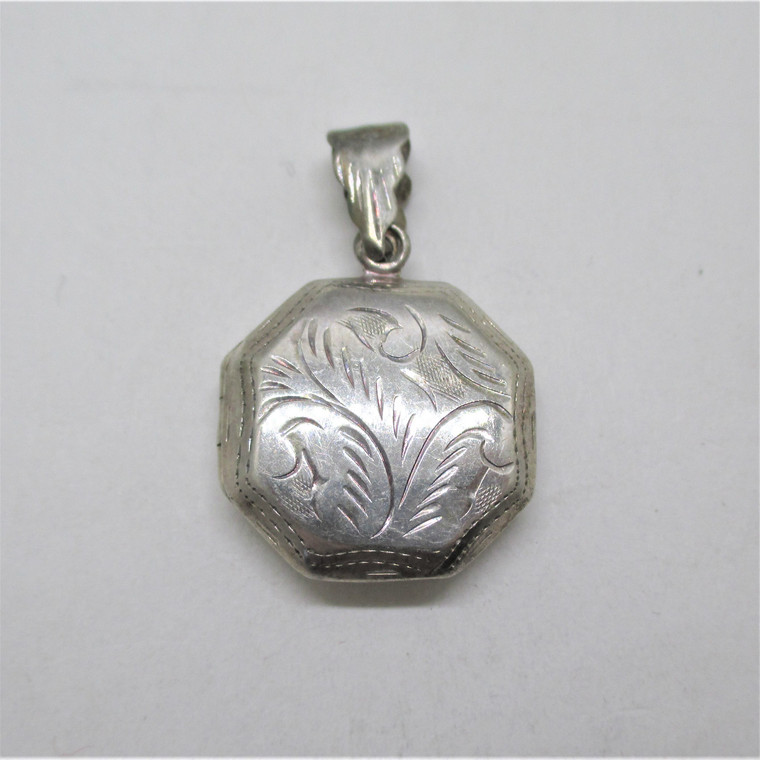 Sterling Silver Etched Octagon Shaped Locket Pendant 