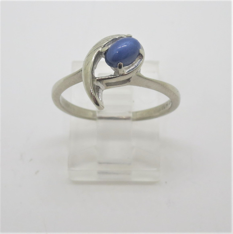 10k White Gold HM Signed Blue Oval Star Sapphire Fashion Ring Size 7 3/4