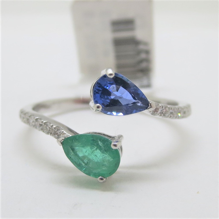 18k White Gold .82ct Emerald & Sapphire w .13ct TW Diamond Accents Ring Sz 6 3/4