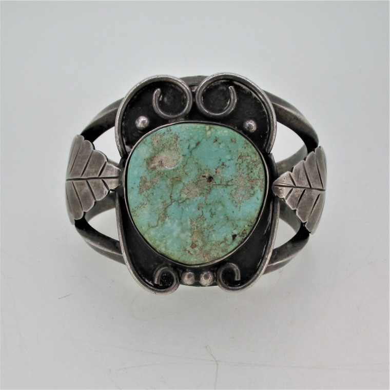 Sterling Silver Unmarked Side Leaf Design Turquoise Center Cuff Bracelet