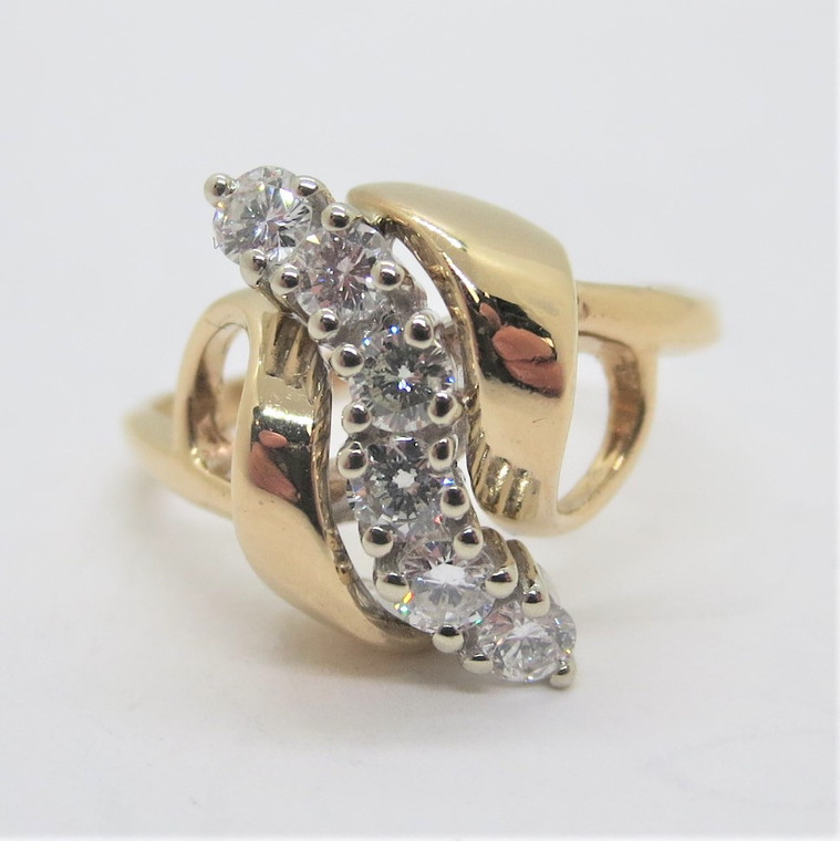 14k Yellow Gold Approx 1/4ct TW 6 Stone Diamond Fashion Ring Size 7 1/2