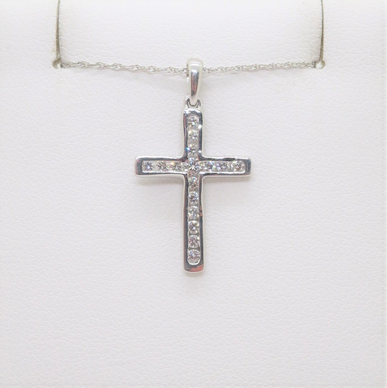 18k White Gold .27ct TW Diamond Cross Pendant Necklace with Original Tag