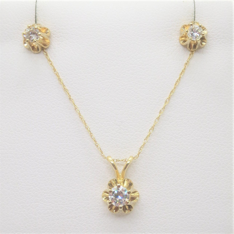 10k Y Gold Approx .38ct TW Diamond Stud Flower Earrings & Pendant Necklace Set