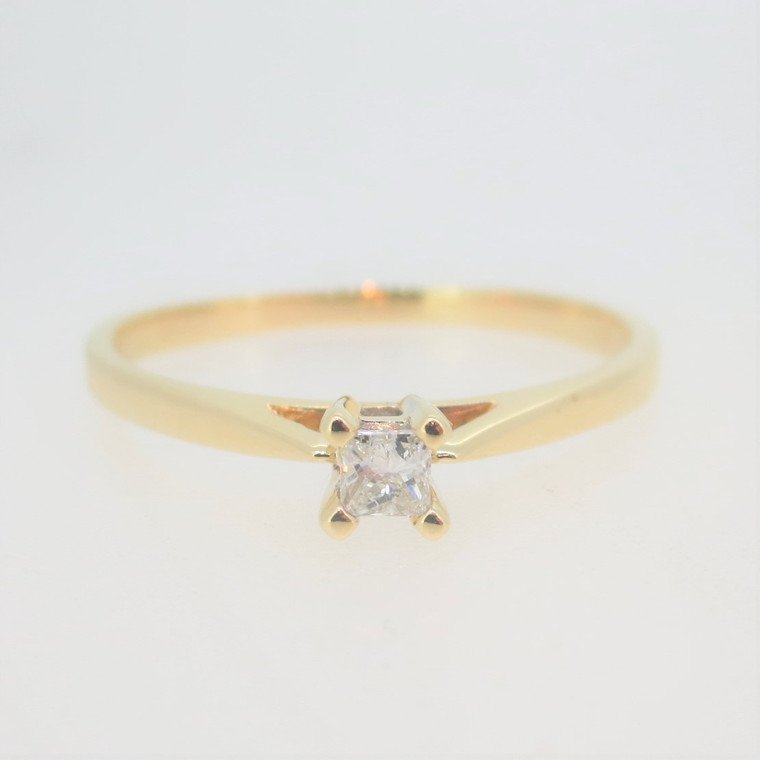 10k Yellow Gold 1/10ct Princess Cut Diamond Solitaire Engagement Ring Size 9